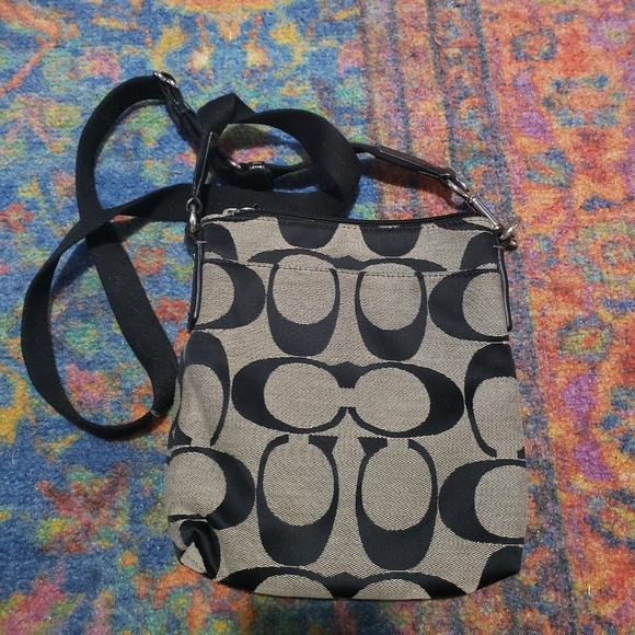 Coach Crossbody - Picture 2 of 3